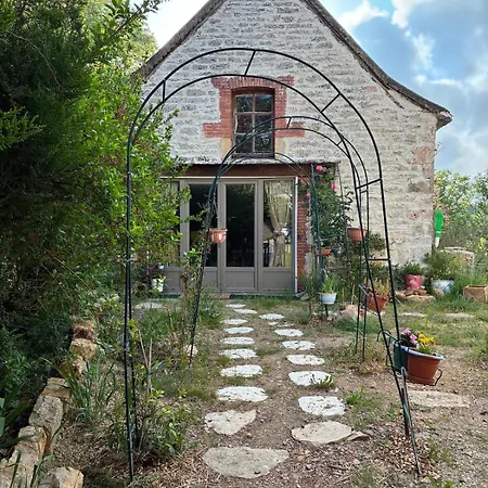 Le Carpe Diem, Pres Du Chemin De Compostelle