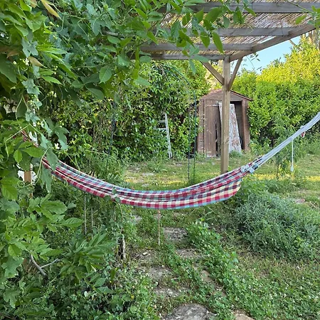 Le Carpe Diem, Pres Du Chemin De Compostelle *